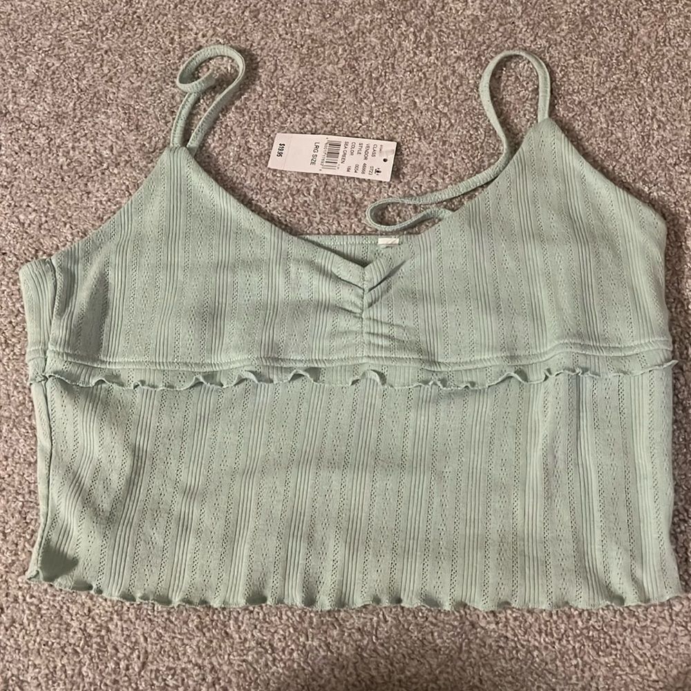 NWT Pacusun crop top